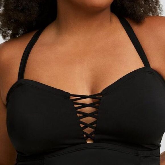 Torrid Women’s NWT’s Plus Size Wireless Lattice One-Piece Black Swimsuit Size 2X - Picture 2 of 14